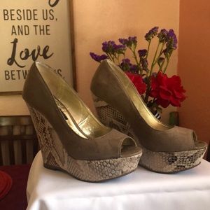 Material Girl platform